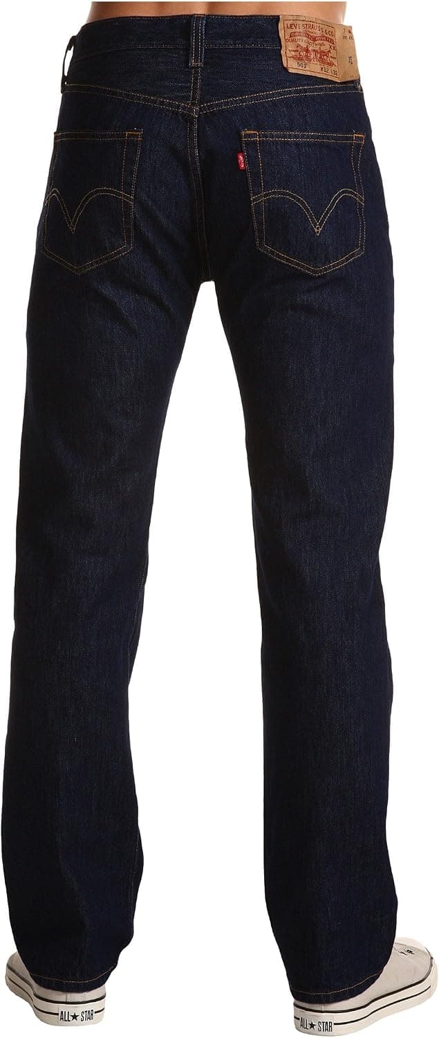 ג'ינס Levi's 501 כהה מבט אחורי, עם תפר הקשת ותג העור של ליוויס